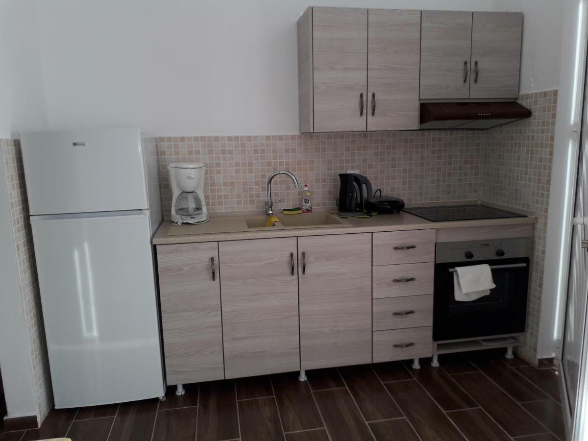 Petasos Apartments 1 Gennadi Eksteriør billede